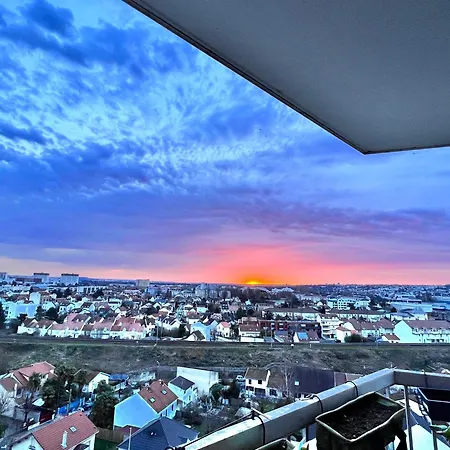 Arthouse Room Colocation Entre Disneyland Paris Neuilly-sur-Marne Exterior foto